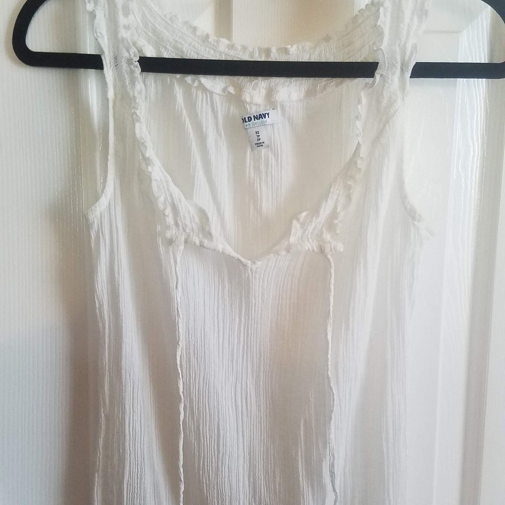 5/$25⭐ 2-PACK Old Navy Gauze Flowy Tank Tops